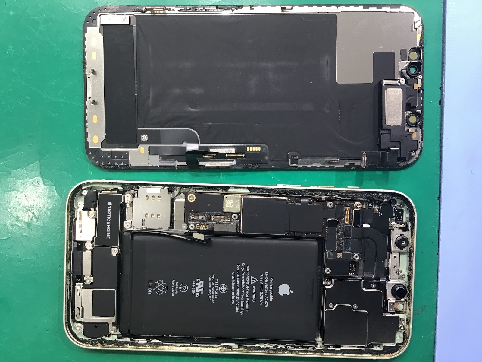 iPhoneのバッテリー交換はデータそのまま・最短即日修理のスマホ修理工房中野ブロードウェイ店にご相談ください！！